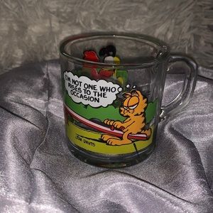 Collectible vintage mac Donald’s Garfield mug.